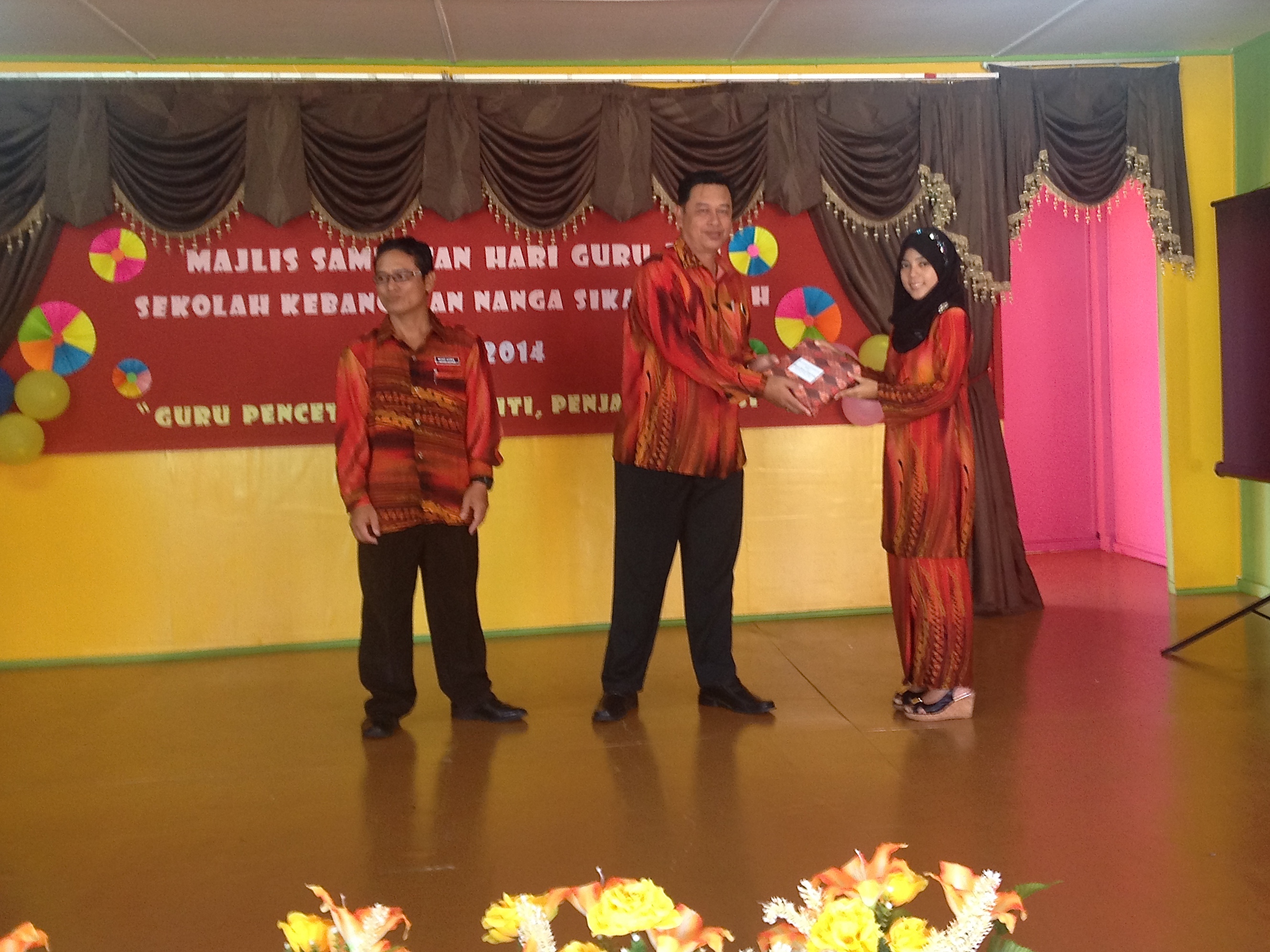 Sambutan Hari Guru 2014  Portal SK Nanga Sikat